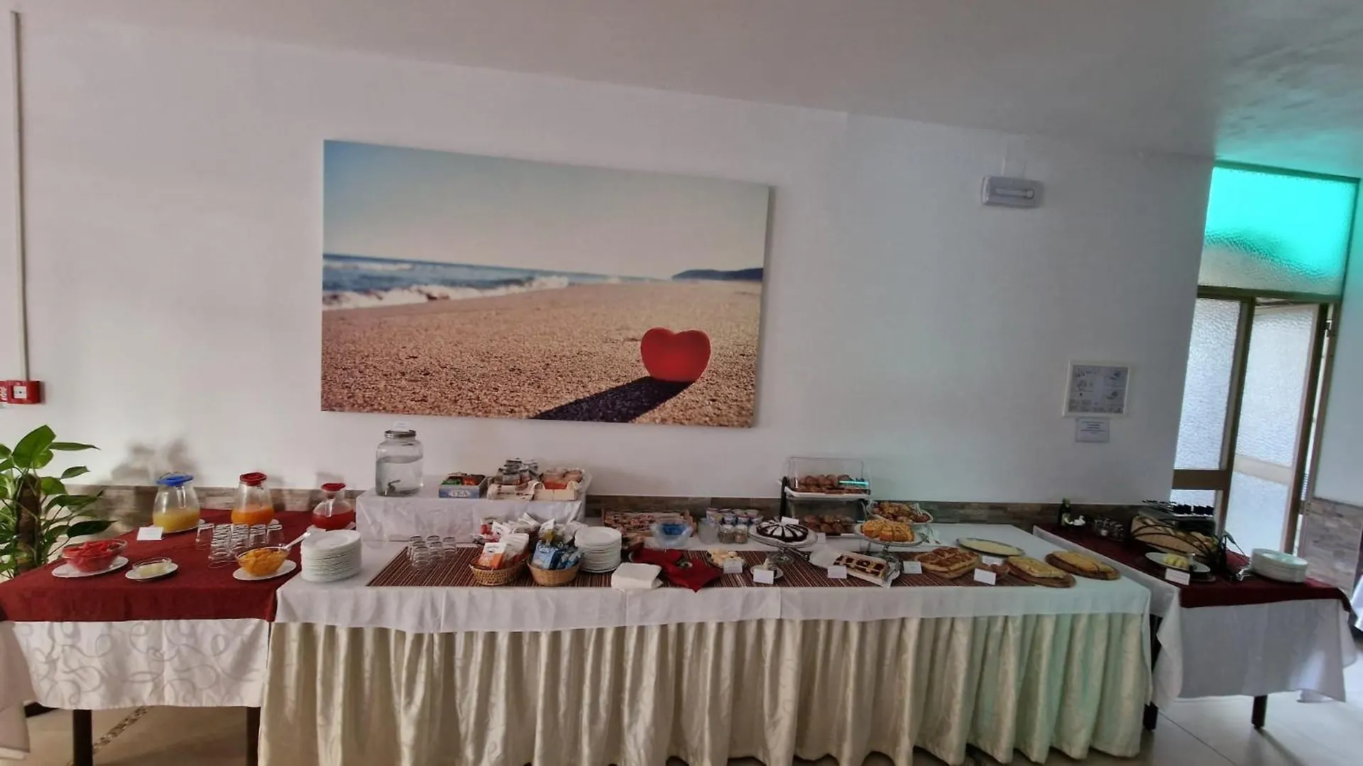 Hotel Clara Rimini 2*,  Italy